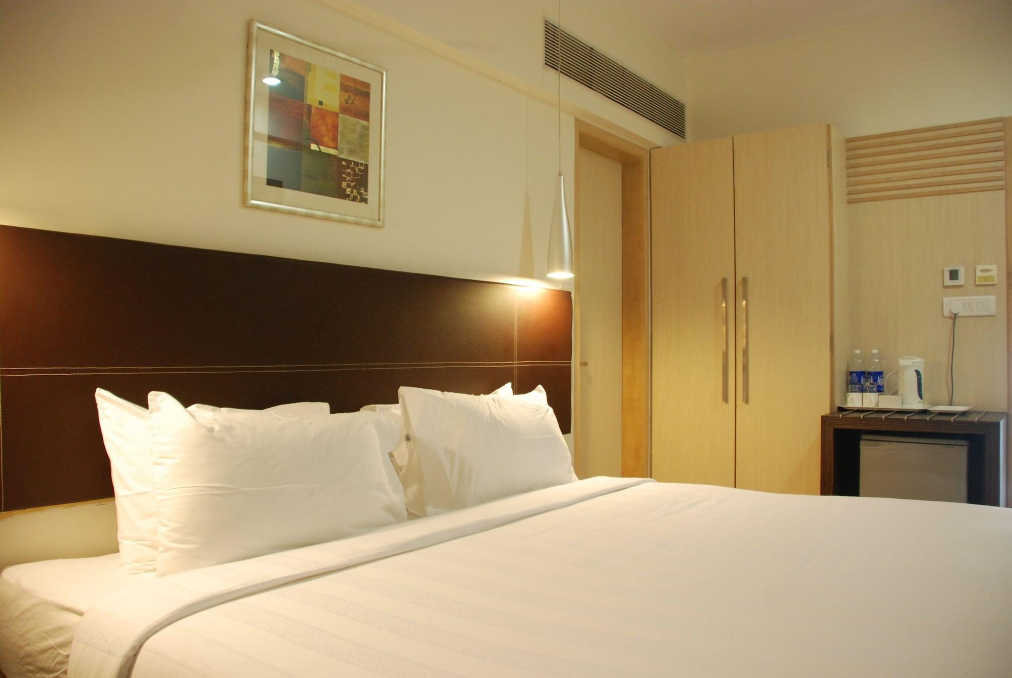 The Oriental Residency Hotel Mumbai Szoba fotó